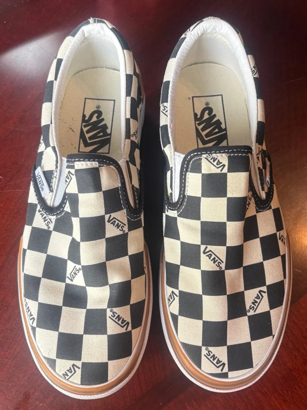 Vans era Checkerboard Slip-On platforms